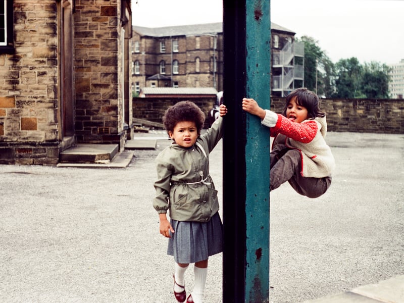 Manuel Riffin and Janet's daughters playing.