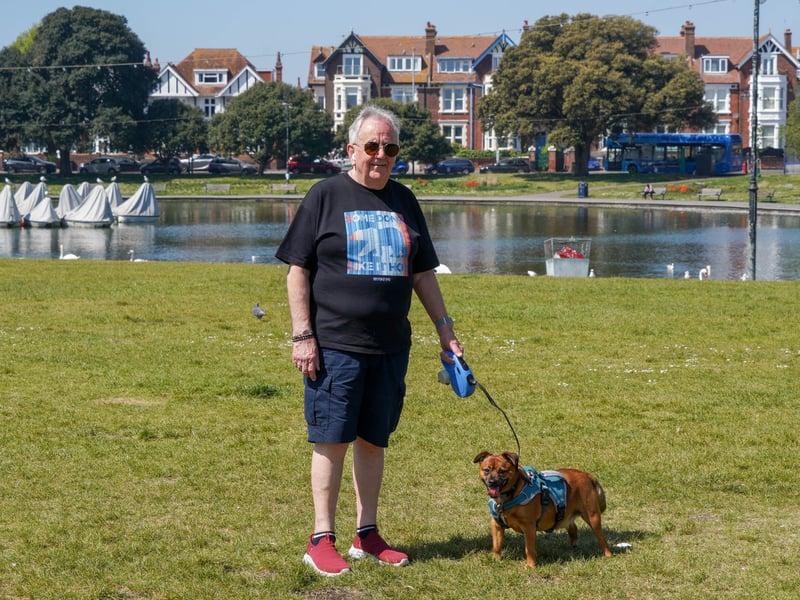 Hot weather pictures in Southsea, Portsmouth 

Pictured: Jim Lawrence with his dog, Ted

Picture: Jack Oliver