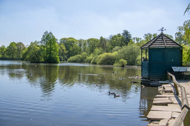 Otley Rd, Bramhope, Leeds LS16 8BQ