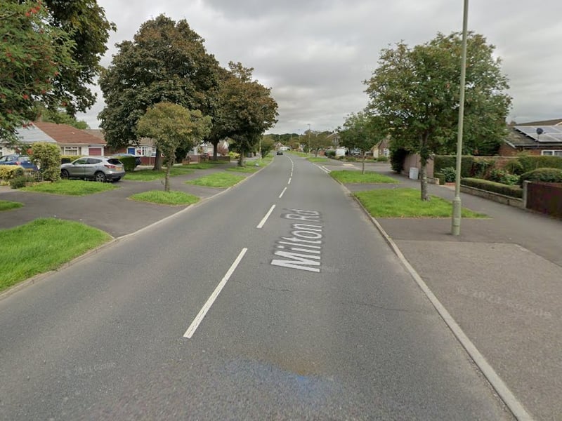 The PO8 postcode area which covers Waterlooville, Horndean, Cowplain, and Clanfield, has a house market heat rating of 44 meaning homes are quick to sell in this area.
