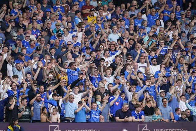 The Fratton faithful get behind their team against Hull.
