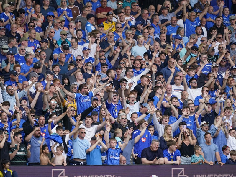 The Fratton faithful get behind their team against Hull.