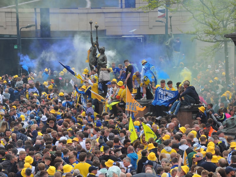 Leeds United parade