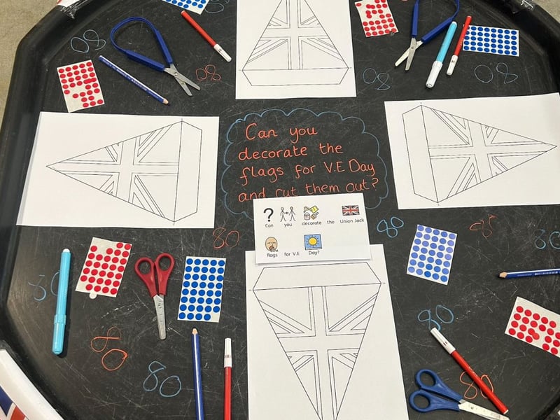 Arundel Court Primary School has celebrated the 80th anniversary of VE Day.