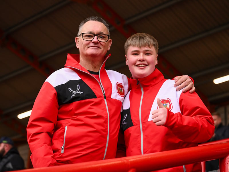 Sheffield United fan gallery v Bristol City (a)