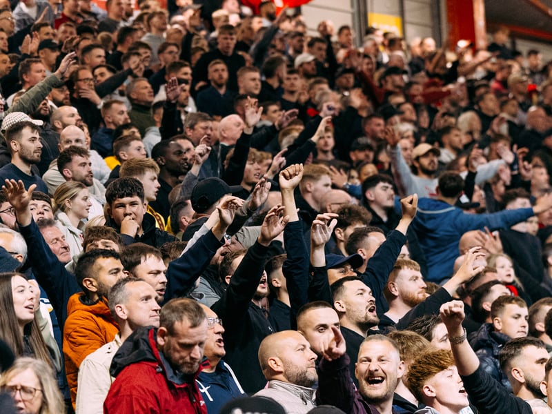 Sheffield United fan gallery from Bristol City (a)
