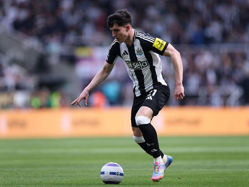 Drove his side forward on multiple occasions and delivered an excellent cross for Harvey Barnes. Newcastle’s biggest threat throughout the 90 minutes.