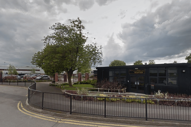 This is a secondary academy and sixth form in the Outwood area, Wakefield.
In the 2023/24 school year, it had an overall absence rate of 8.31%.