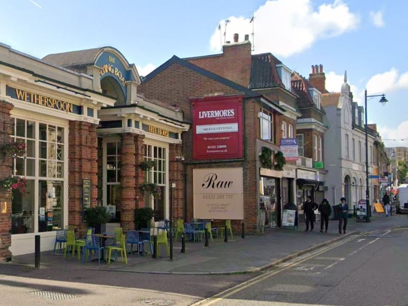 Dartford, Kent, is the most popular affordable place for families to live in the South East, according to Zoopla. The average cost of a three-bed home there is £423,600. With average joint earnings for the area standing at £90,800, the price-to-earnings ratio is 4.7. The estimated monthly mortgage payment for an average house there, based on a 20 per cent deposit, is £1,680, as of May 8, 2025.