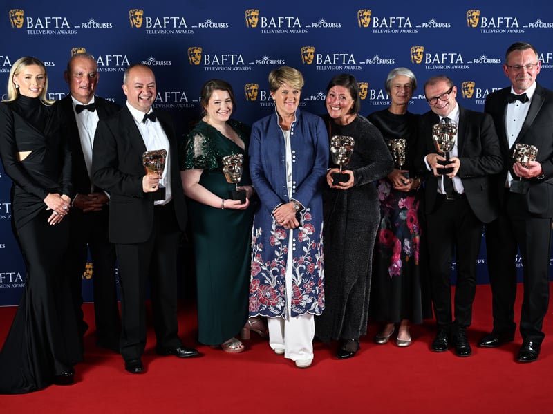 Chloe Kelly, Ron Chakraborty, Rachel Wright, Sally Richardson and members of the cast and crew pose with the Sports Coverage Award for 'Paris 2024 Olympics (BBC One)' inside the Winners Room at the 2025 BAFTA Television Awards.