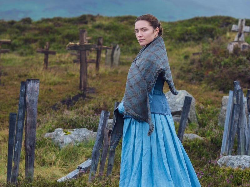 In 'The Wonder' Florence Pugh plays an English nurse who is called to a remote Irish village to investigate a girl who claims to be able to survive without eating. She's tasked with finding out if it's a miracle or a fraud. Directed by Sebastián Lelio it was released in 2022 and has since earned a rating of 85 per cent on Rotten Tomatoes.