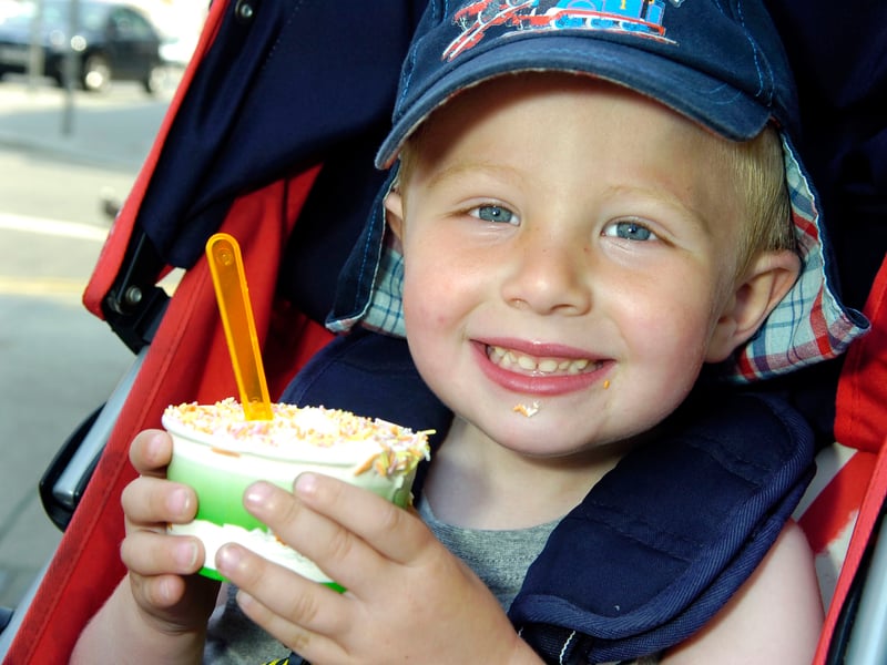 People enjoying ice creams at Blackpool's famous Notariannis on the hottest day of the year. Fynn Malone-Heddles.