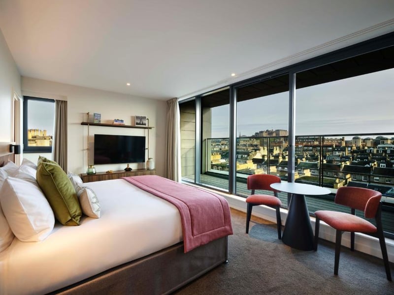 A relative newcomer on Edinburgh's hotel scene, the Resident has a near-perfect record thusfar, with 65 five star ratings from 67 reviews (and the other two rated it four stars). It's located in the West End of the city on Drumsheugh Gardens, with panoramic views of the Edinburgh's skyline. There are 164 rooms, all with a mini-kitchen and interiors showcasing Scotland's unique heritage.