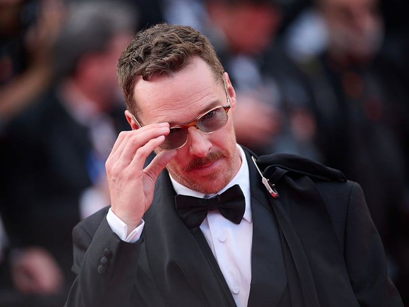 Benedict Cumberbatch arriving at the premiere of 'The Phoenician Scheme'.