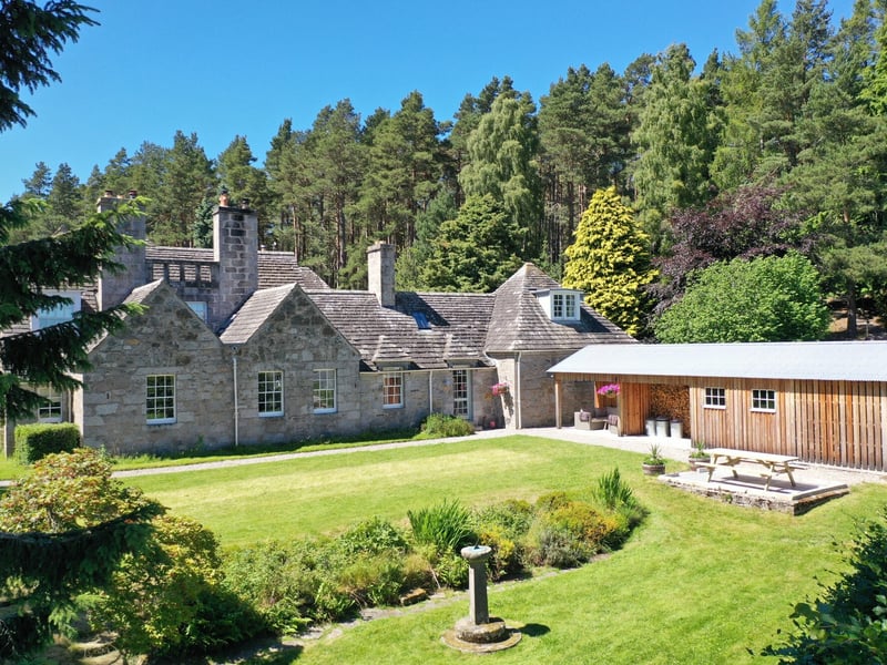 The property was originally commissioned by architects Balfour, Paul & Partners and constructed for shipping magnate Sir Alfred Booth, of Liverpool, who is best known for his role as Chairman of the Cunard Line. The house was completed in 1918 and extended by the Aspin family in 1935.