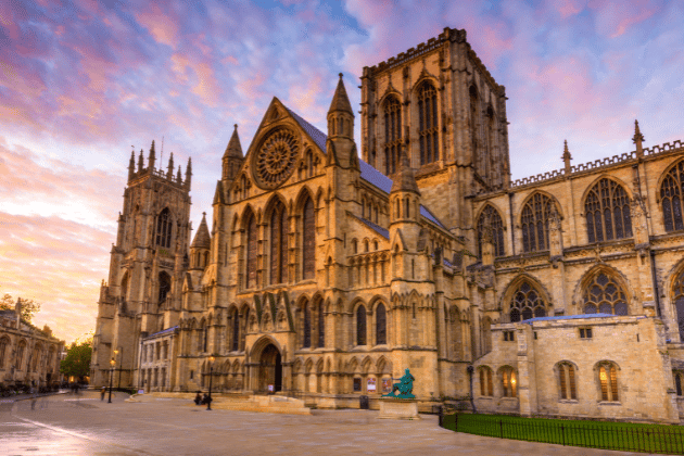 Explore the best of York with the official open-top tour, running every 15 minutes, 7 days a week. The CitySightseeing York tour will capture the hearts of all ages! With so many things to do and attractions to see, York is the perfect place to hop-on to one of our open top buses and explore the English heritage. Your ticket is valid for 24 hours, allowing you to complete a full loop and then hop off at all the attractions you want to see.
📍 Various stops throughout York