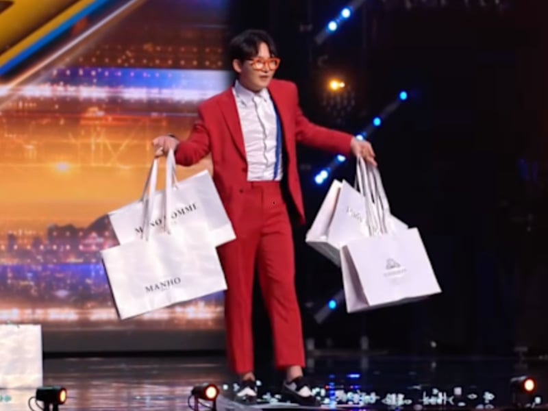 South Korean quick change artist Manho Han is a 33/1 shot to win the latest series of the TV talent show. The semi-finalist managed to accidentally fall off stage in the first round but still went through.