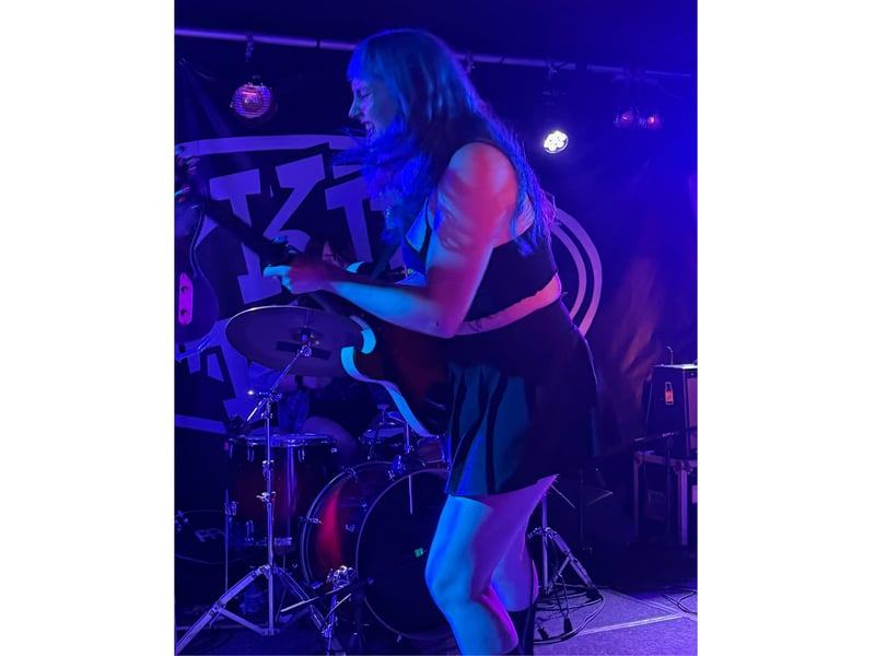 The artist was playing to a jam-packed King Tut's venue.