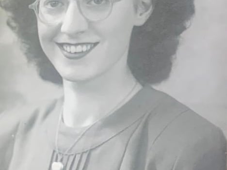 Passed away peacefully on April 25, 2025, aged 96 years.
Jean, much loved Mum to Mina, Grandmother to Lotte, Sister to Anne, Aunt to Barbara and Great Aunt to Matthew and his children.
Funeral service and cremation will take place at Cottingley Hall Crematorium on Thursday, June 5, 2025 at 1pm
Family flowers only please, donations if desired to the RNIB, a box will be available at the service.
Enquiries to A Waite & Son Funeral Service, Hall Lane, Armley, Leeds 12 tel:0113 2310432.


