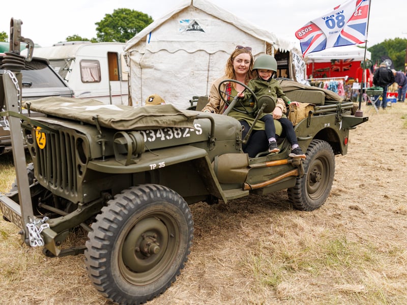Pictured: Siobhan and Liberty from Bognor Regis.
Picture: Marcin Jedrysiak
