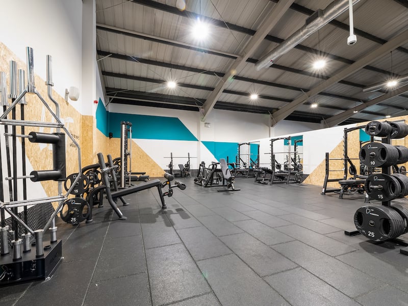 Also included now is an enhanced fixed pin and cable machines, plus new lower body equipment such as the BootyBuilder V8, standing hip thrust and a smith machine.