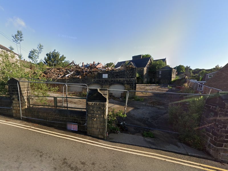 The former Grenoside Primary School, in Norfolk Hill, could be demolished to make way for seven houses, ranging from three to four bedrooms each.
- https://planningapps.sheffield.gov.uk/online-applications/applicationDetails.do?activeTab=documents&keyVal=SVWD68NYGDG00