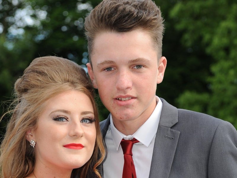A lovely reminder of the Farringdon School prom for Year 11 students in 2015. Tell us if you were there.