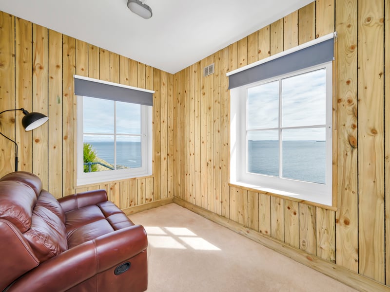 The living accommodation is on the first floor and has been designed so that residents can fully indulge in the views.