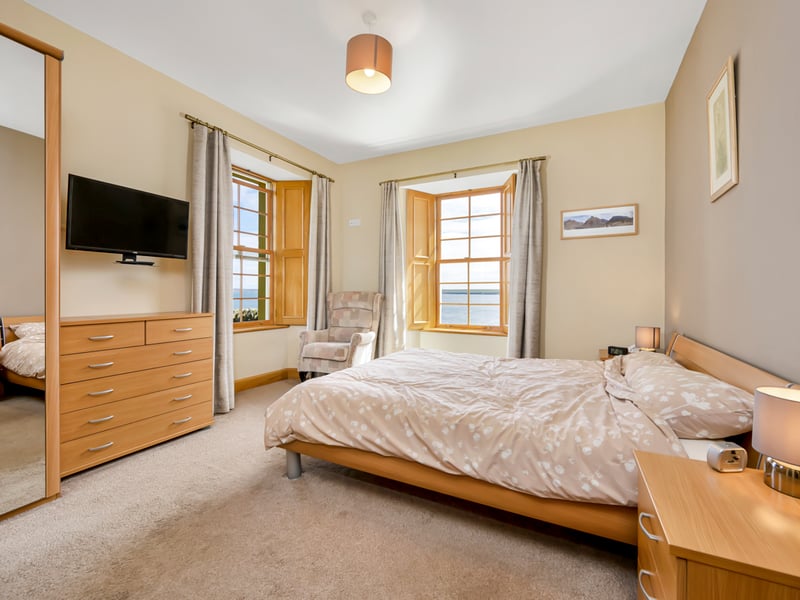 The sounds and sight of the sea will define life at Holborn Head Lighthouse, a warm and comfy home in a dramatic and inspiring location.