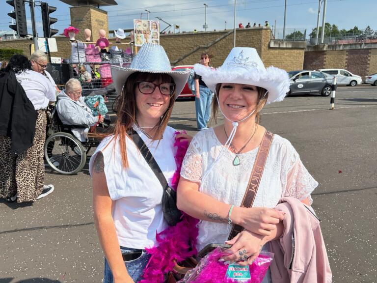 This pair from Glenrothes say they have been Robbie Williams fans from Take That days.