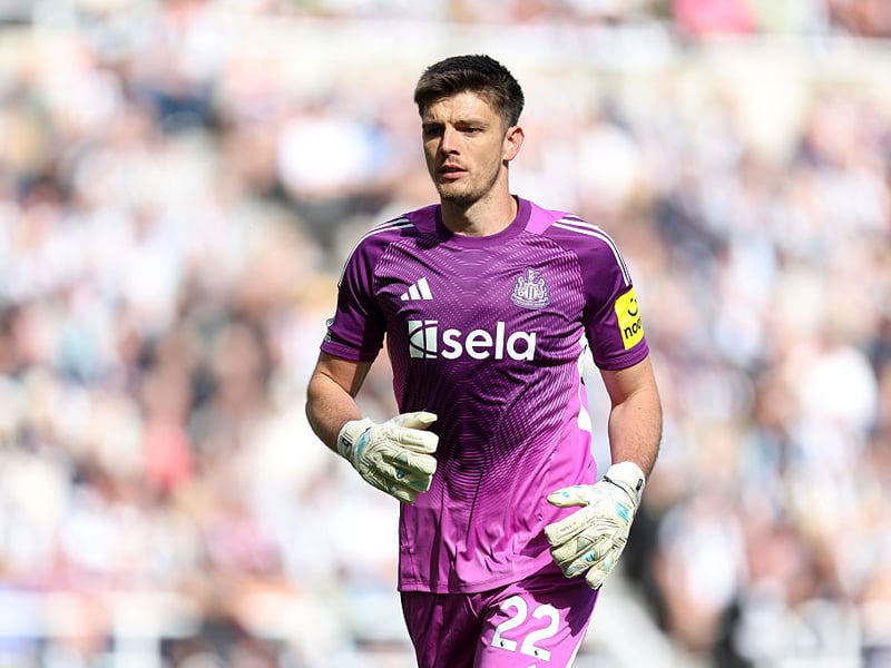 Misjudged a long pass, allowing Johnny Kenny to make it 2-0. Howler.. nightmare... however you want to call it. Had earlier pulled off a brilliant save to stop Fabian Schar from scoring an own goal.