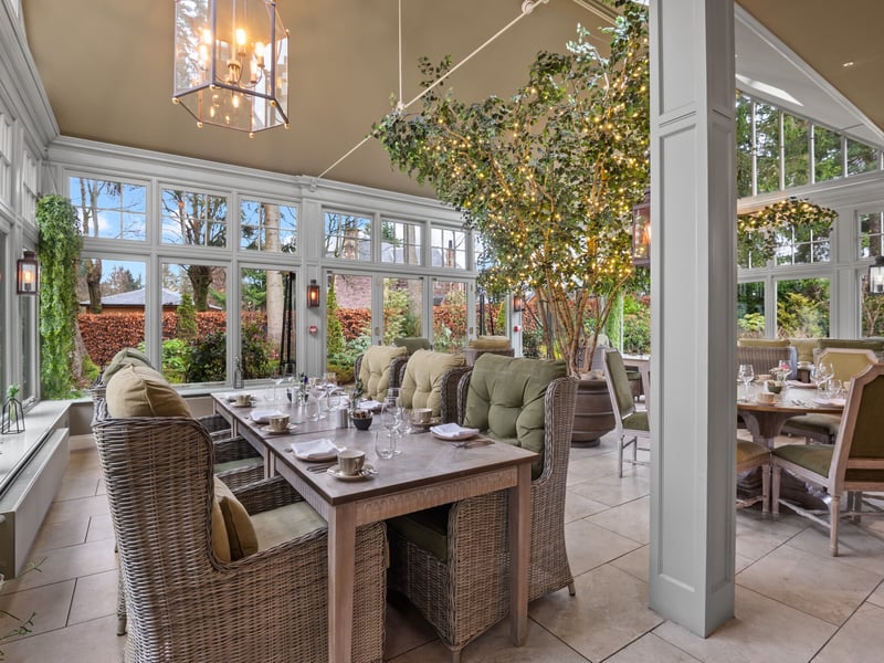 The hotel’s elegant Garden Room is a past winner of the Restaurant of the Year at the Scottish Pub & Bar Awards, with judges praising the venue for ‘its all-round high performance from the welcome they received to the food quality and fantastic customer service’.