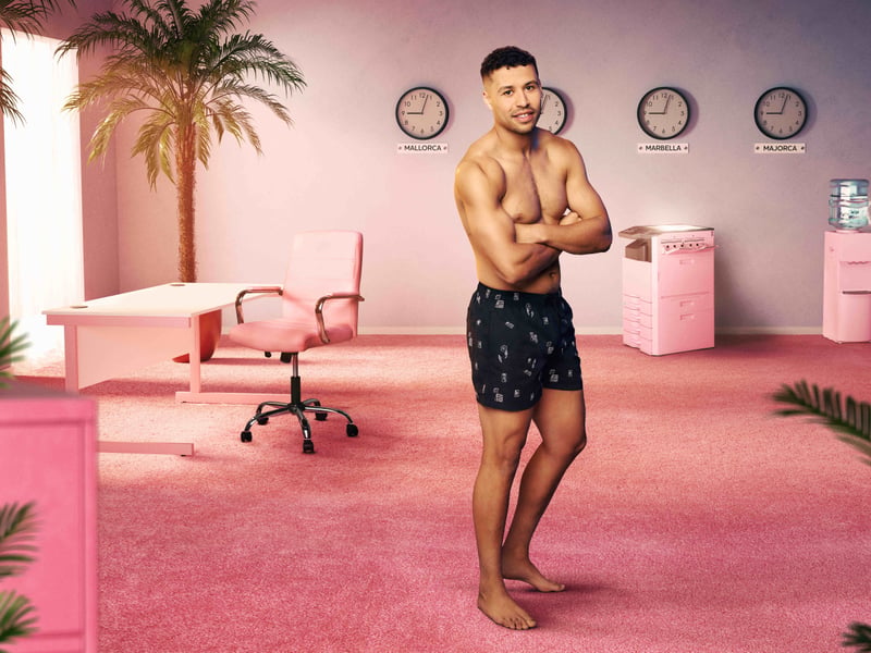 Talking about what he is looking for in the villa, Connor said: “Someone who is really sure of themselves, ambitious, a bit of a go-getter and good craic. I like dark eyes and I don’t mind a dominant woman.” But his ‘icks’ include: “Being too needy, or needing to do everything together.” 