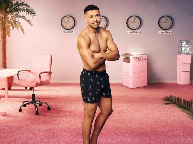 Dream islander: "Someone who is really sure of themselves, ambitious, a bit of a go-getter and good craic. I like dark eyes and I don’t mind a dominant woman."