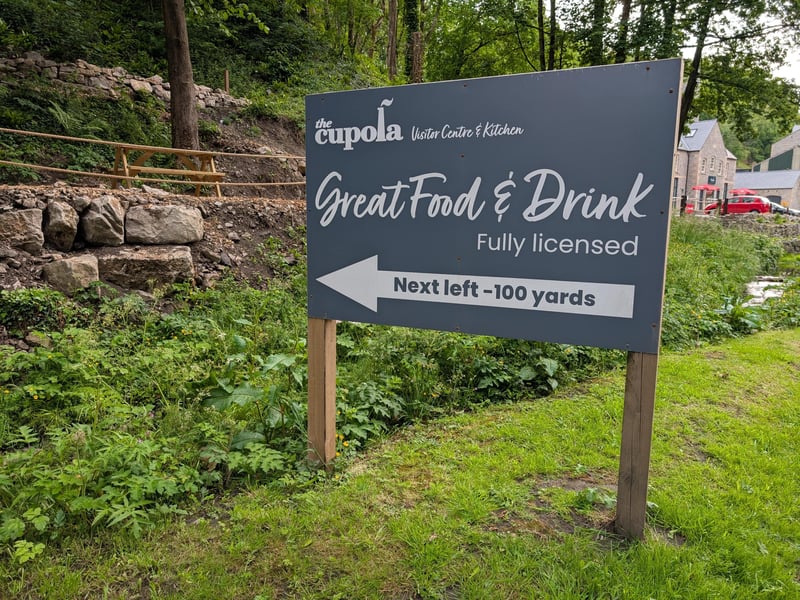 Situated in the heart of Stoney Middleton, The Cupola is a café, bar, grill, restaurant, shop and visitor information hub.