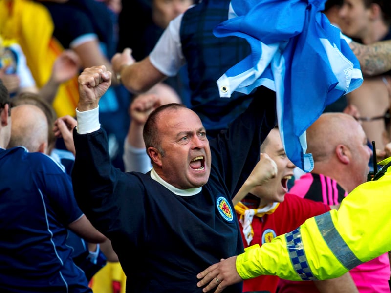 This Scotland fans go wild as Leigh Griffiths put Scotland 2-1 up in the final minute.