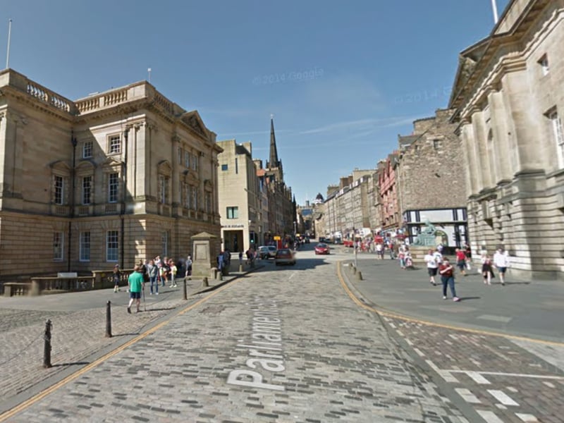 Also on the Royal Mile, in Dept. Q you can see Parliament Square, St Giles' Cathedral and the High Court of Justiciary in the background - although that was not where the court scenes were set.
