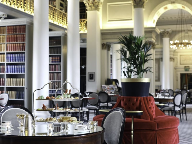 The court scenes were filmed over the road in the Signet Library, also tucked away on the Royal Mile. The home of a prestigious association of Scottish lawyers called the Society of Writers to Her Majesty's Signet, it's a popular spot for afternoon tea and can be hired as a luxurious wedding venue.