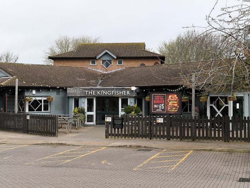 Kingfisher in Newton Pagnell has a 4.2* rating from 125 reviews. A Tripadvisor reviewer said: “Real nice bar meal, it really was the best burger for a while. Excellent value. Beer spot on too. To top it off the staff were friendly and welcoming. Thank you, we will be back again.”