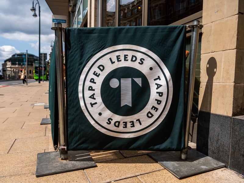 Tapped in Boar Lane has a 4.5* rating from 2.3k reviews. A Google reviewer said: “Great selection of beers, from sours to ciders to wheat beers. Good vibes, not too loud.”