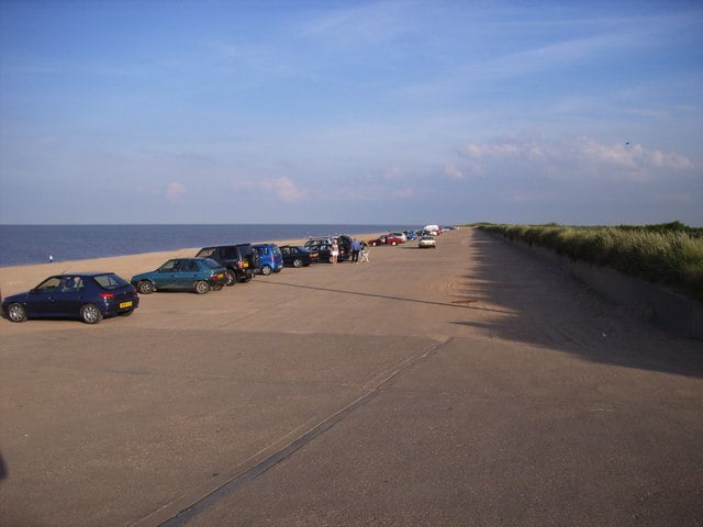 Tucked away between Sutton on Sea and Anderby Creek, Huttoft Beach is one of the Lincolnshire coast’s hidden gems.
Also known as Moggs Eye Beach, the beautiful stretch of coastline is known for its golden sands and grassy dunes.The width of the beach at Huttoft makes it ideal for enjoying some games or simply escaping the crowds.
Visitors to Huttoft can even enjoy a drink and a bite to eat thanks to the nearby cafe, Vista at the Boatshed.