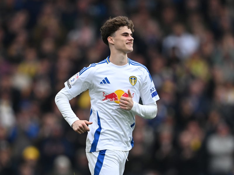 Still only 16 and Leeds have been eager to keep from rushing him into senior football. Another year of mostly U21s football with a sprinkling of first-team appearances will do no harm. Enjoyed plenty of pre-season football so far and got a lovely assist against SC Verl.
