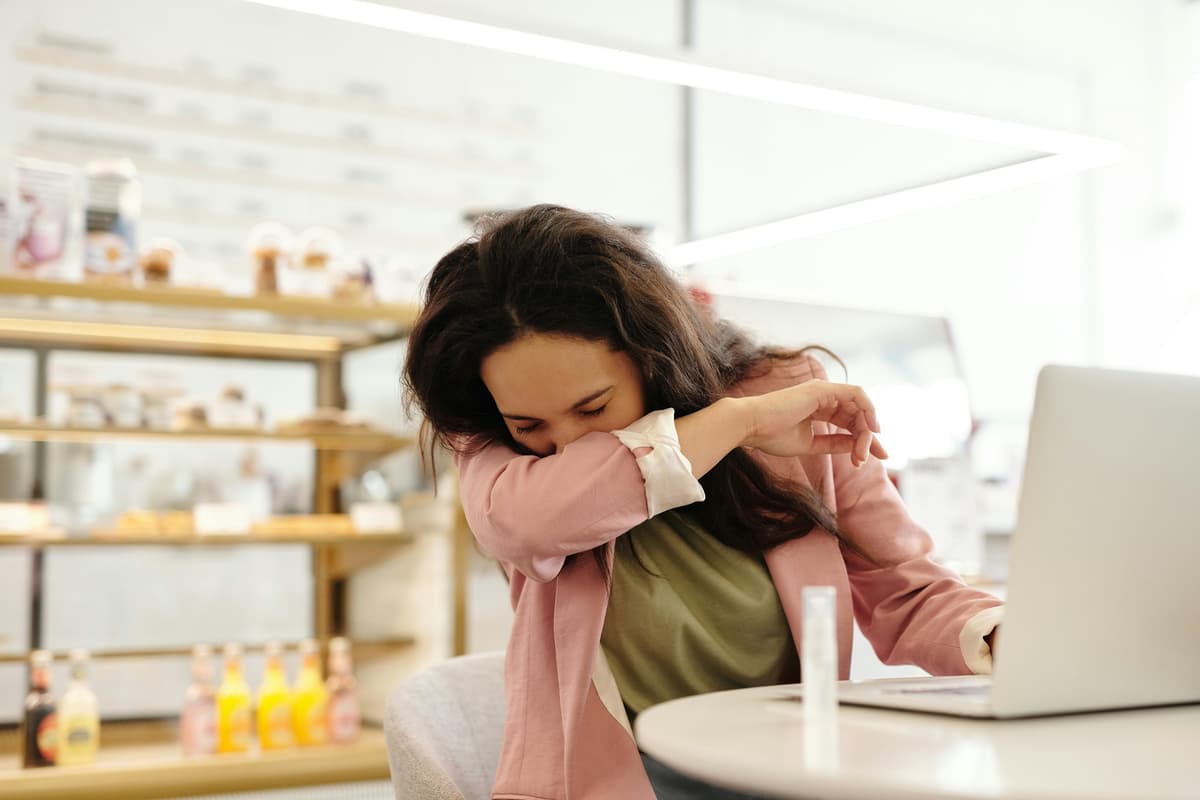 Doctor warns hay fever season is set to strike earlier than usual - four ...