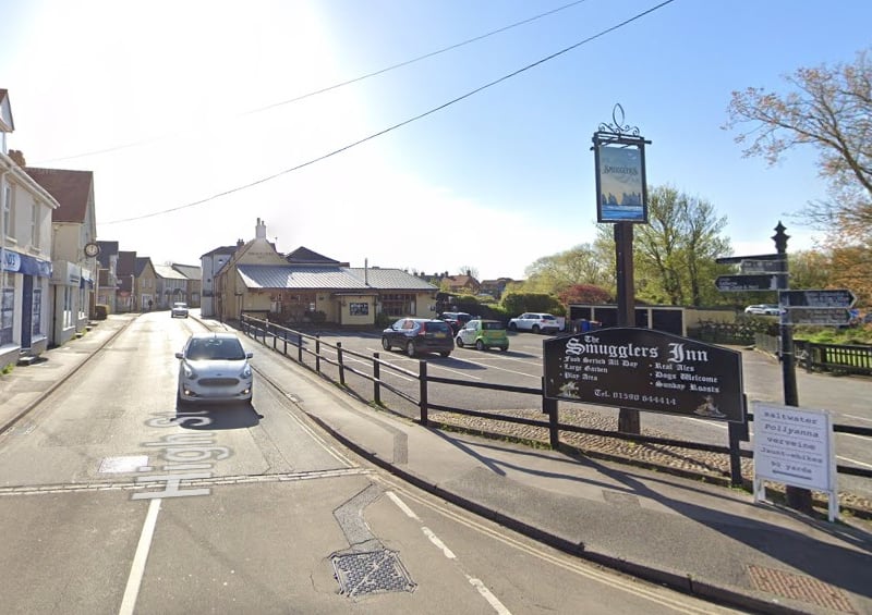 Milford on Sea is a coastal village that combines seaside charm, picturesque scenery and is certainly family friendly with Hurst Castle being a prime activity for a day out. 