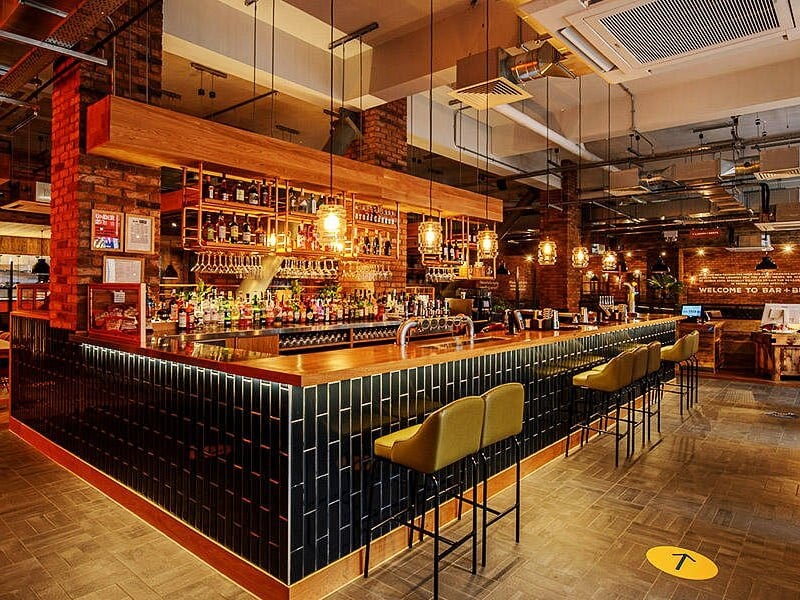 Bar + Block Steakhouse on Howard Street has a 4.7* rating from 1,385 reviews. A Tripadvisor reviewer said: “Outstanding value and great service. What more can you ask for. Special thanks to Waheed who made the evening so memorable.”