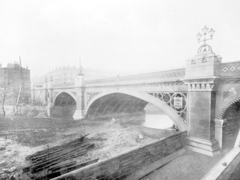 Kelvin Bridge at Woodlands