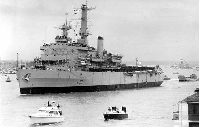 HMS Fearless served as one of two principal amphibious assault ships, deploying her four Landing Craft Vehicle Personnel and Helicopter deck to land Royal Marine Commandos at San Carlos Water. As the amphibious command centre, she housed Commodore Clapp’s headquarters and coordinated beach landings, logistic convoys, and special forces insertions. Despite constant Argentine air attacks, her Seacat missile system successfully defended the fleet. The ship's critical troop deployment and command functions significantly enabled the British land campaign.