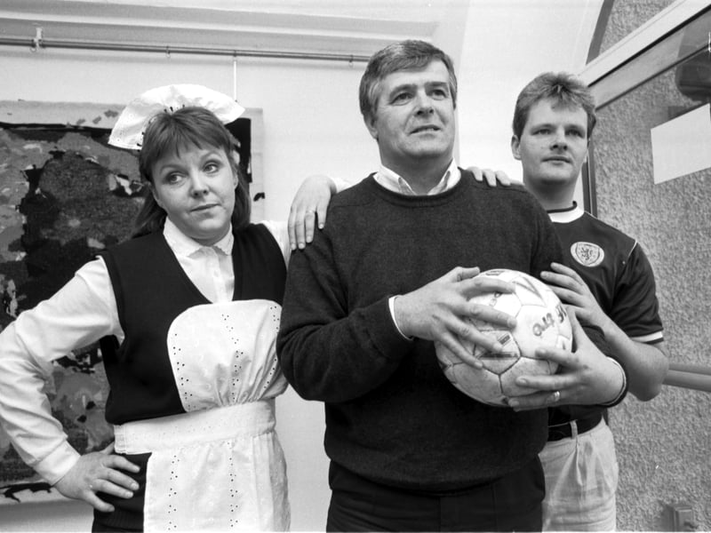 Ex-footballer Pat Stanton drops in to the Netherbow Arts Centre to give Gallus Theatre Company at few tips for their production of The Beautiful Gemme in April 1989.