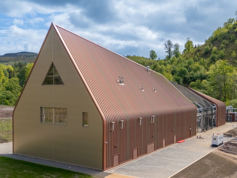 The building is designed to provide an ergonomic energy efficient distillery and to maximise the visitor experience.