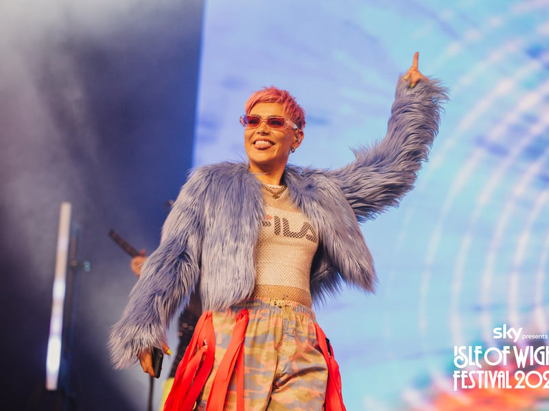 Thousands of people flocked to the Isle of Wight Festival on Thursday to celebrate the start of the four day event. 

Pictured: Rhythm of the 90s performing at the Isle of Wight Festival 

Picture: Day Rutherford